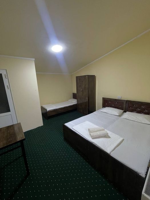 Samarqand Registon yonida bezzaks hotel