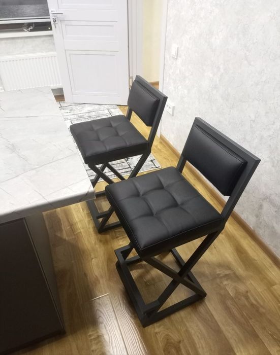 Барний стул в стиле лофт