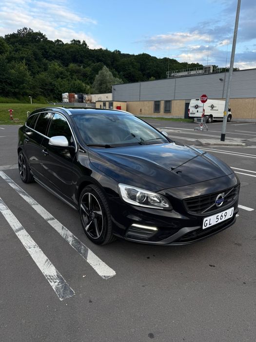 Volvo V60 Rdesign Plug In Hibryd 5 Cilindrii  Trapa Webasto