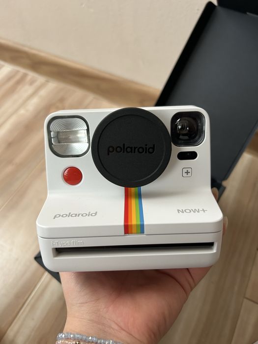 polaroid now plus