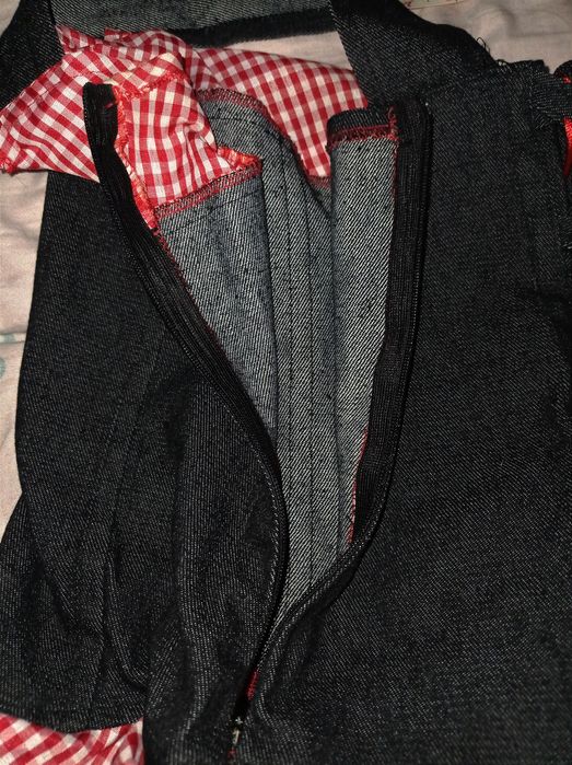 Продам костюм для девочки