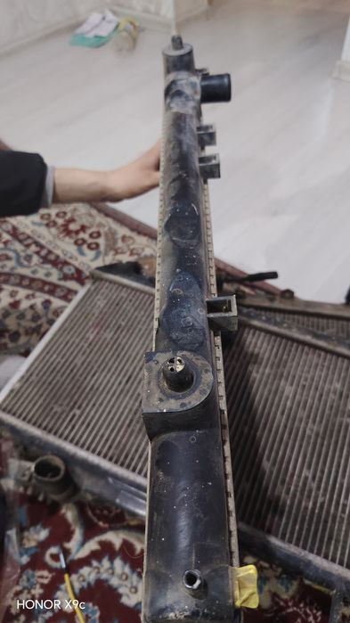 Радиатор  тайота  20.  30