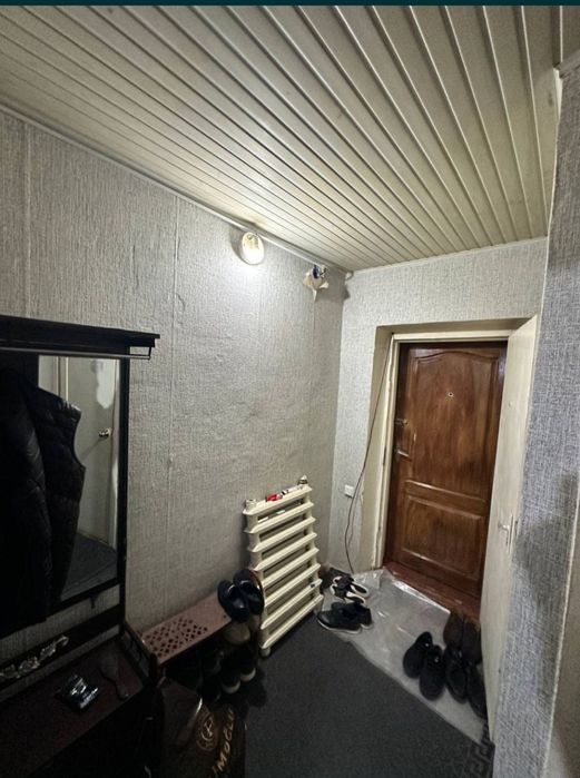 ~Чилонзор 25 срочно сотилади