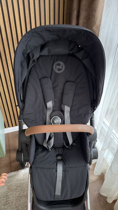 Cybex Priam  4 Silver