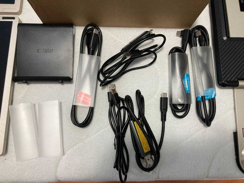 CADOU CRĂCIUN - 2 Bucati Extender de monitor | Teamgee S6 15.6 Full HD