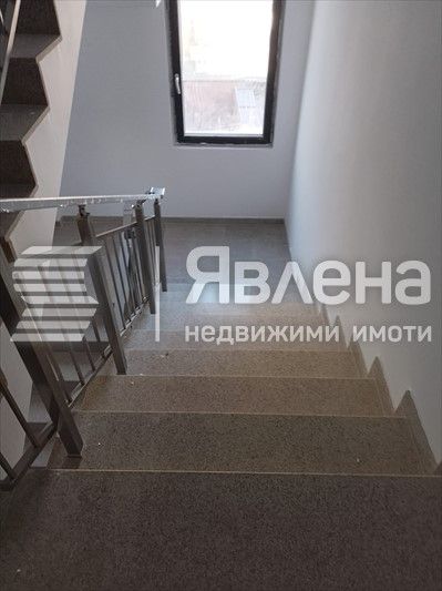 Продава се Многостаен апартамент в Бургас, Център - 164 кв.м за 2800 €/кв.м - Снимка #2