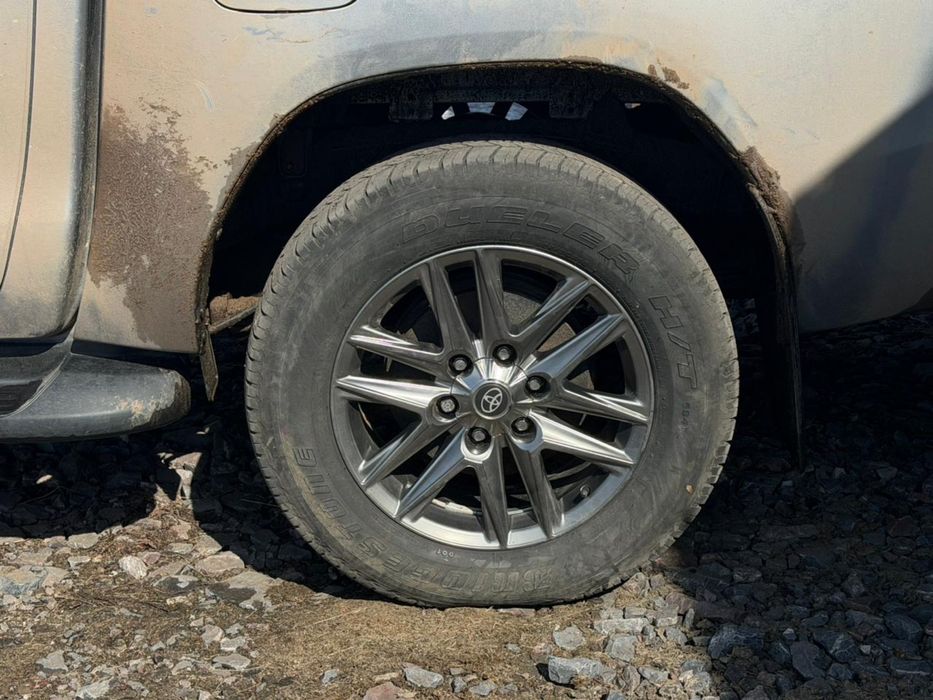 Диски R18 (состояние отличное)