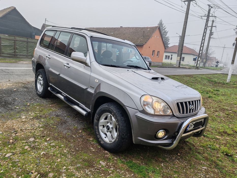 Hyundai Terracan 4×4 cu dif blocabil-2003-Motor 2.9 D Turbo 155 Cai
-A