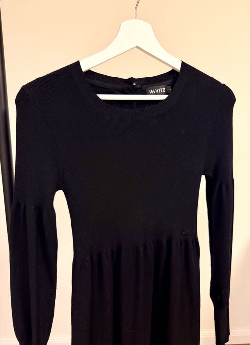 Va Vite рокля с висока талия