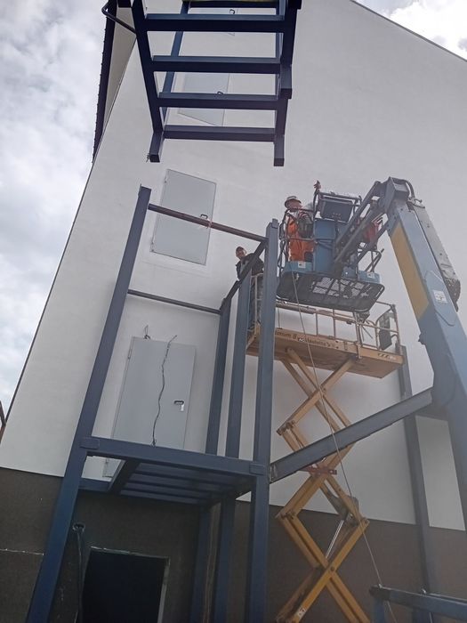 Метални Конструкций/ Термопанели/ Обшивки/ Улуци