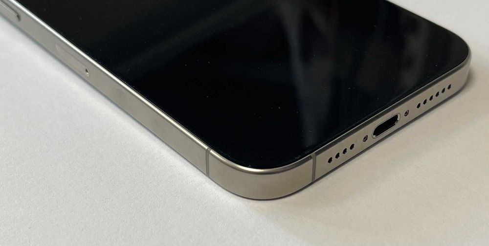 Iphone 15 Pro Max 256GB battery health 89% Перфектен!!!