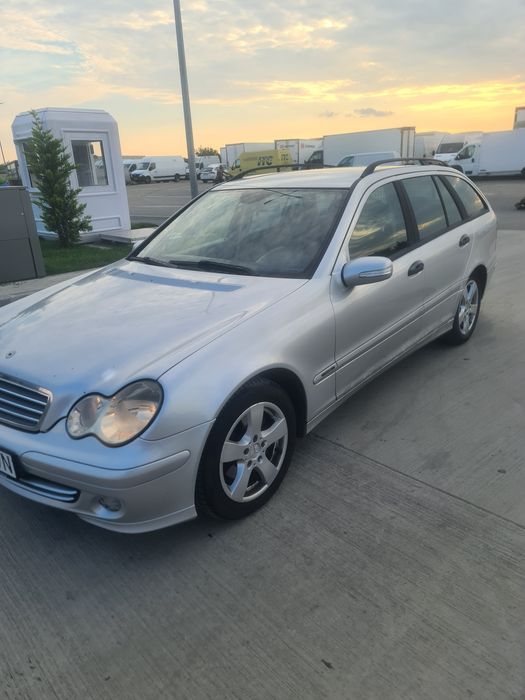MERCEDES-BENZ C-Class 2005 — imagine 3