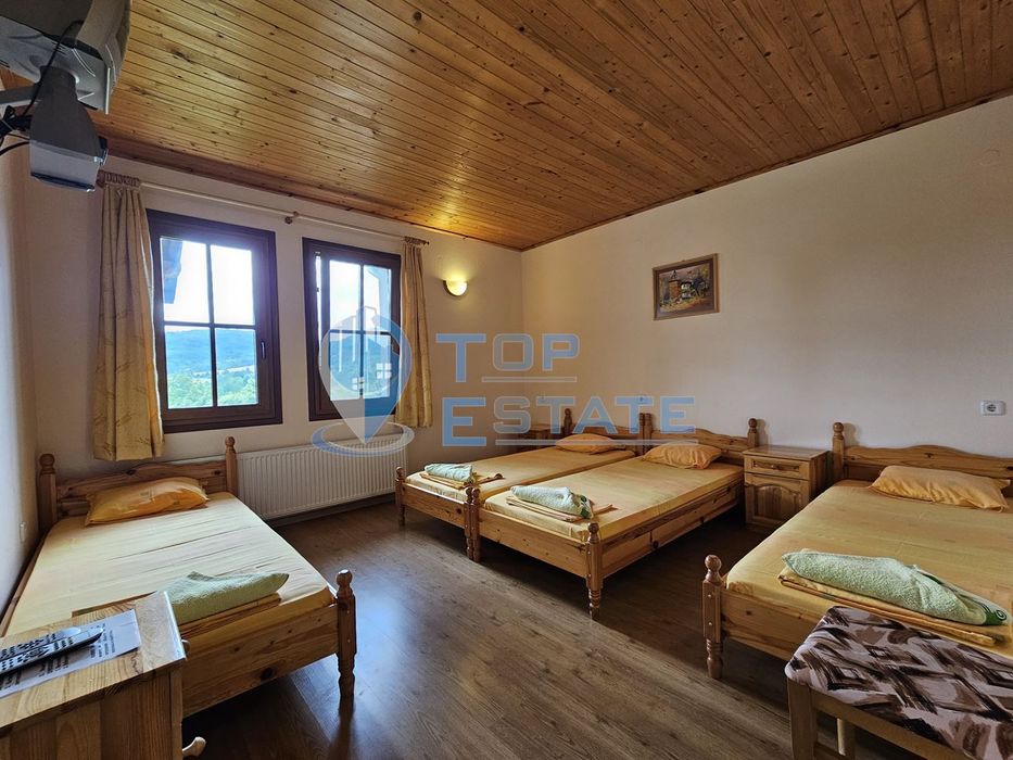 Продава се Къща в с. Средни колиби, Област Велико Търново - 418 кв.м за 1484 €/кв.м - Снимка #11