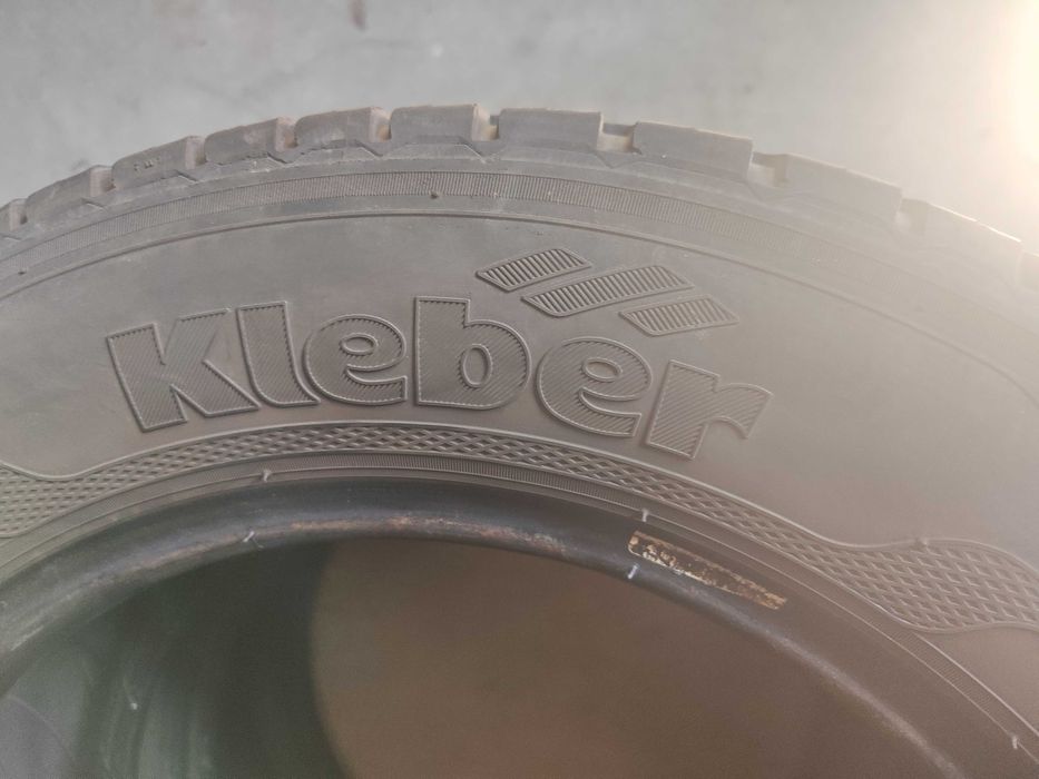 2бр.летни гуми 205/65/16C Kleber