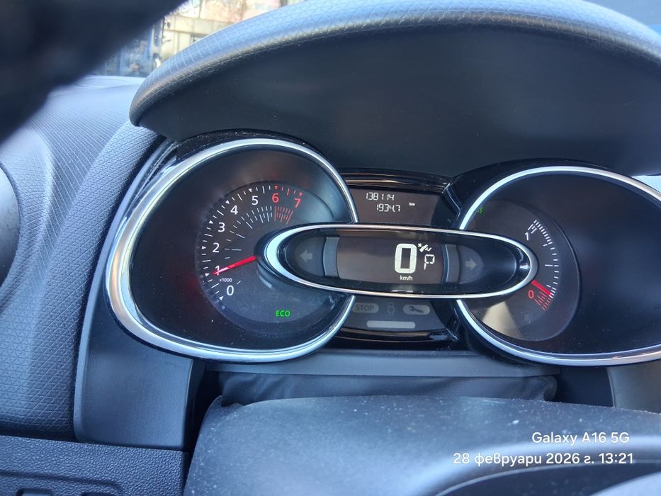Рено Clio IV .1.2,118hp,автоматик,лед пакет ,задна камера,парктрони