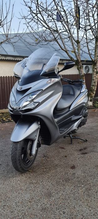Yamaha majesty 400