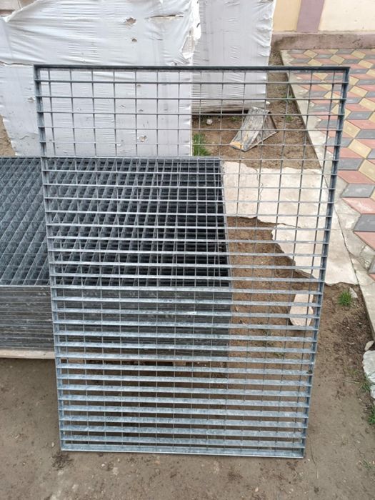 Trepte și grătare galvanizate