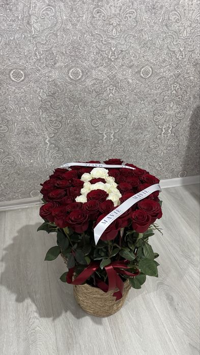 Продам свежие цветы, буква А.