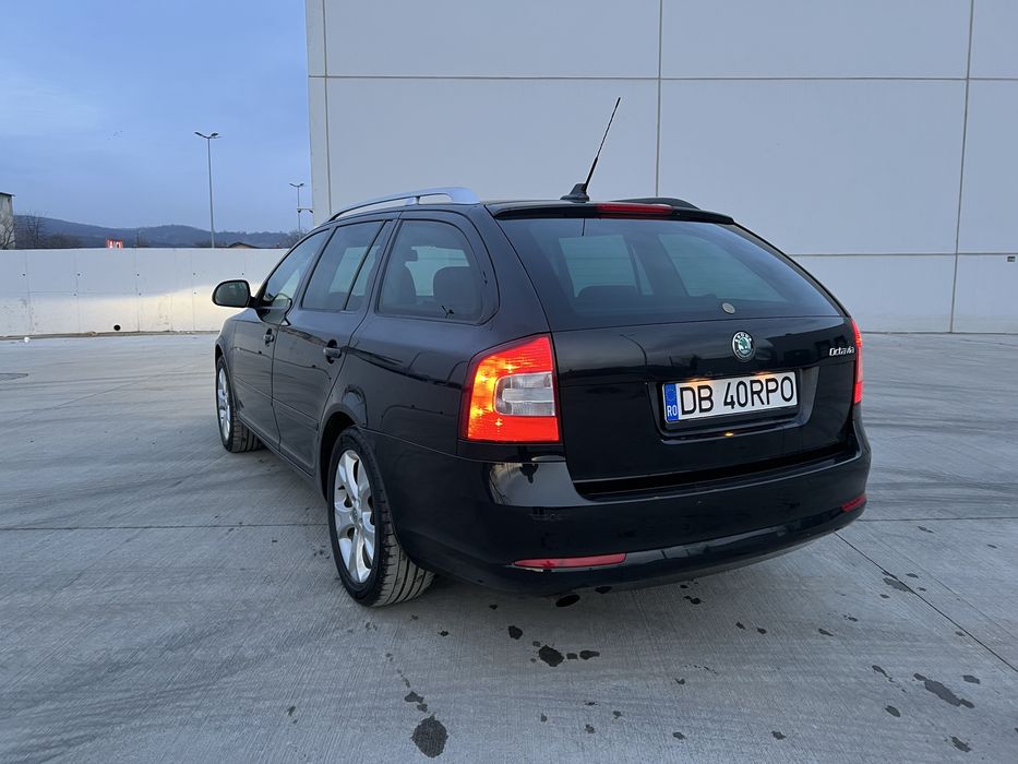 SKODA Octavia 2012 — imagine 4
