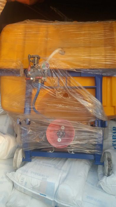 Opriskitel.Опрыскватель садовый на 600 литров.