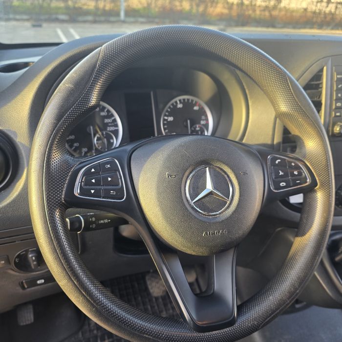 Mercedes Vito 114