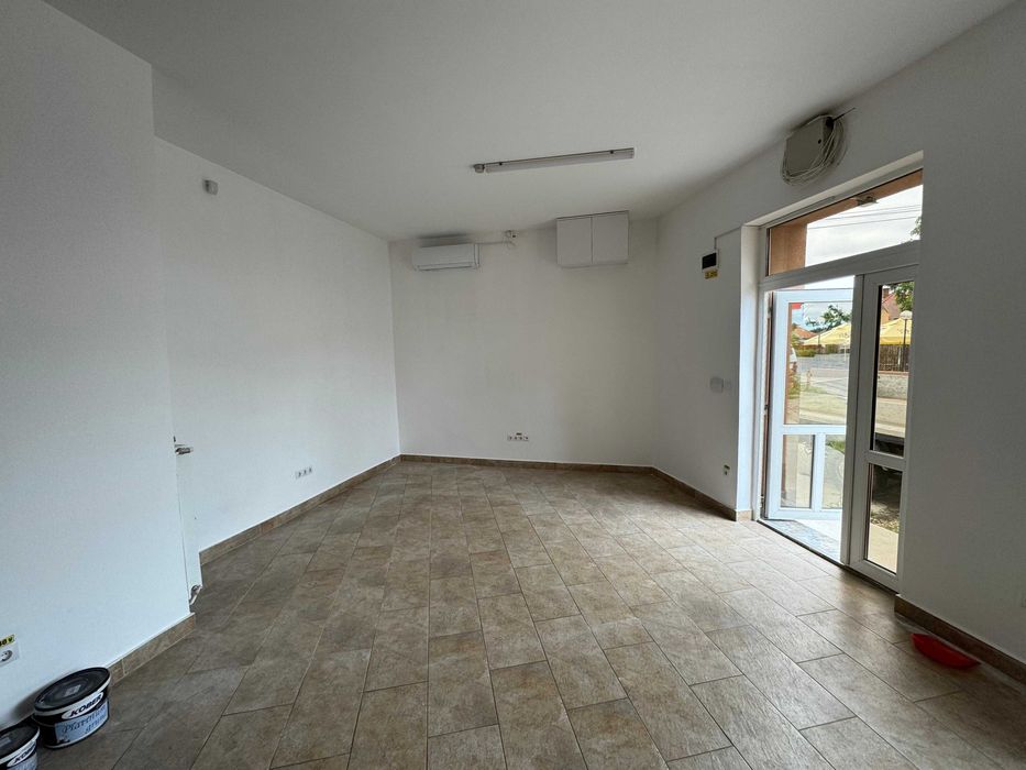 Spatiu Comercial, Birou, Spatiu de Depozitare etc.