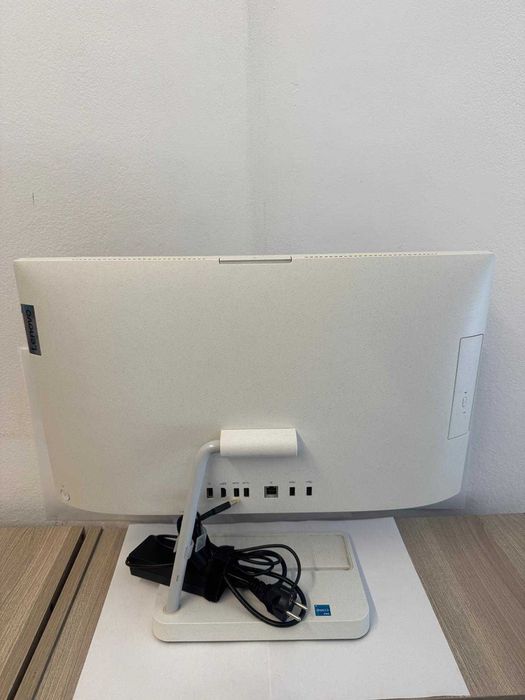 Lenovo All in One i3 G11 8GB RAM 1TB