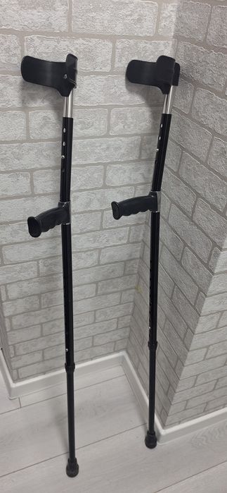 Костыли в отличном состоянии