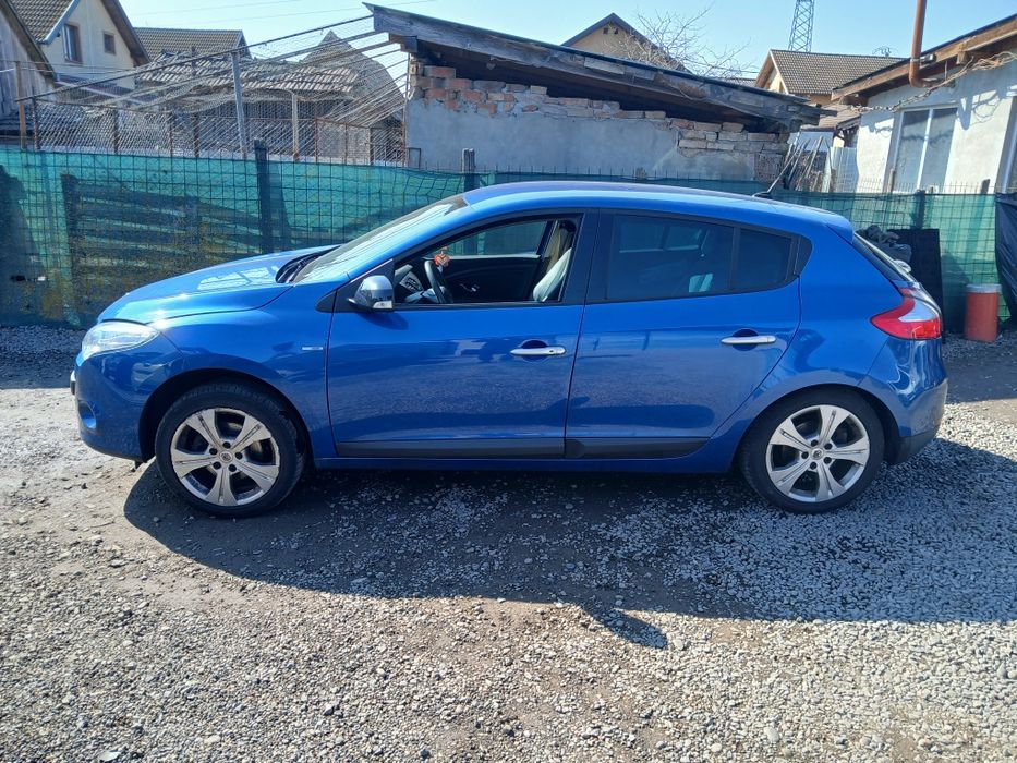 Dezmembrez Piese Renault Megane3 Din 2011