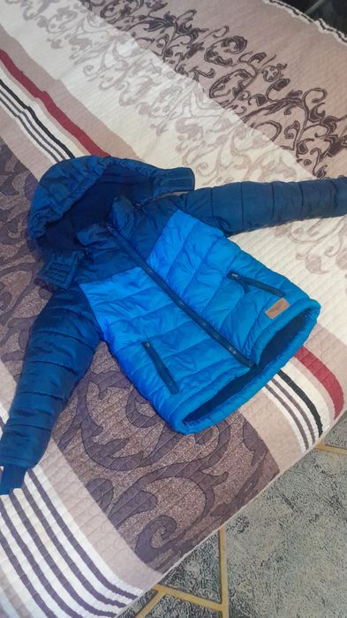 Куртка зима на мальчика.