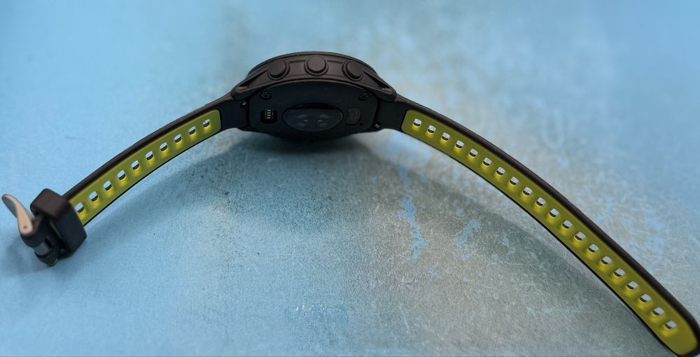 Смарт часовник GARMIN Forerunner 170 – AMOLED, GPS, BLACK / YELLOW