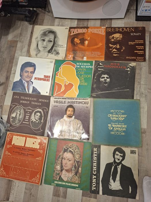 Viniluri 80-90 buc
