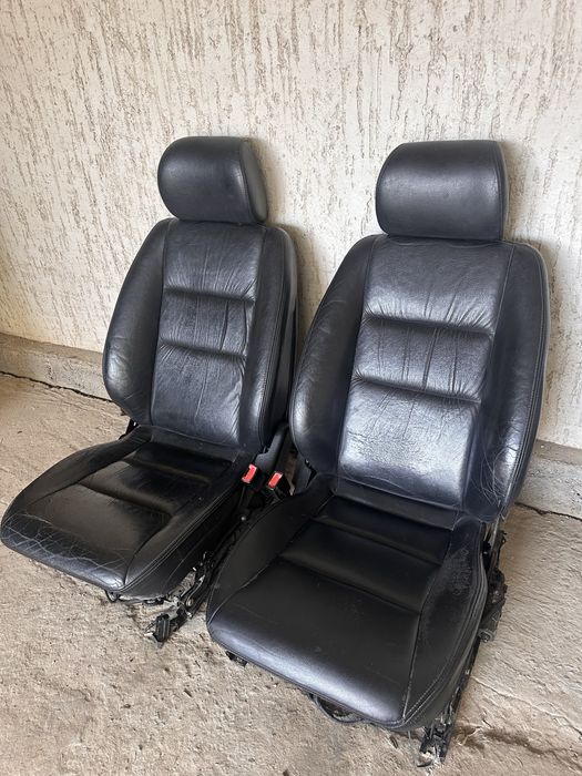 Продам сиденья G500 гелен W463