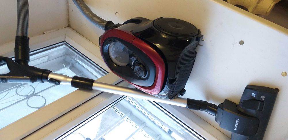 Пылесос Samsung 2000wt