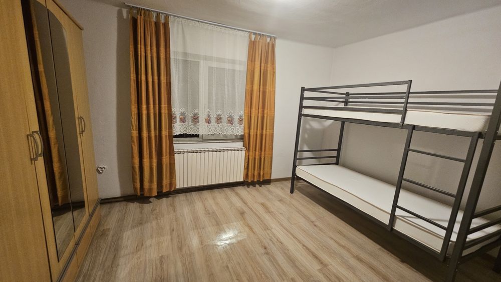 Apartament de închiriat 3 camere