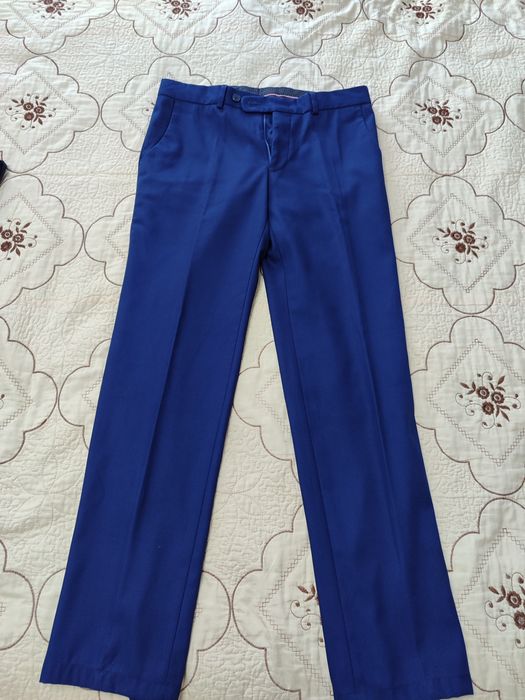 Продам брюки для мальчиков