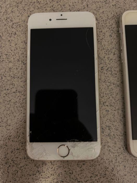 Телефон iPhone 6 и 6S