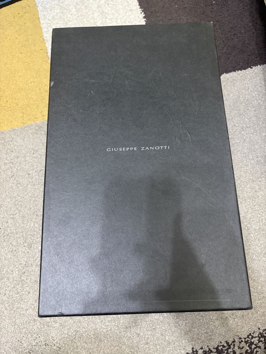 Giuseppe Zanotti 44