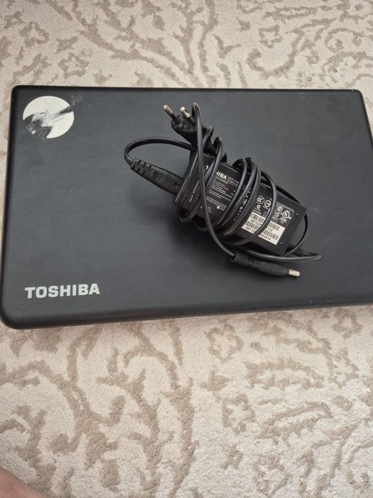 Ноутбук Toshiba i3-3110M, 15.6″, рабочий