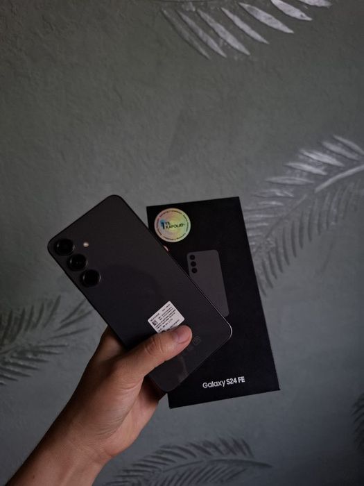 Samsung S 24 FE 8/256 gb xotira 5 G
