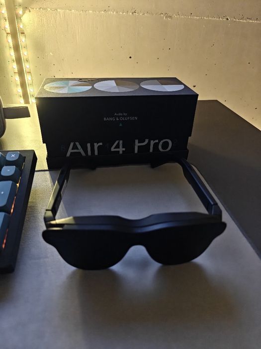 Vând ochelari AR Rayneo Air 4 Pro
