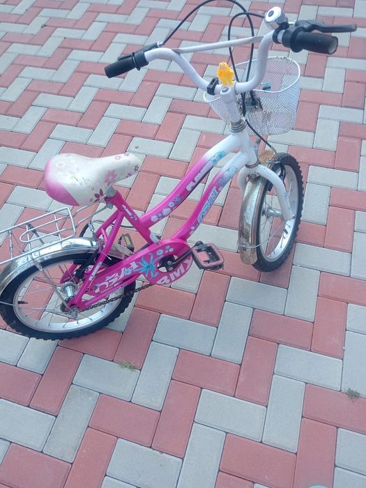 Vând 3 biciclete