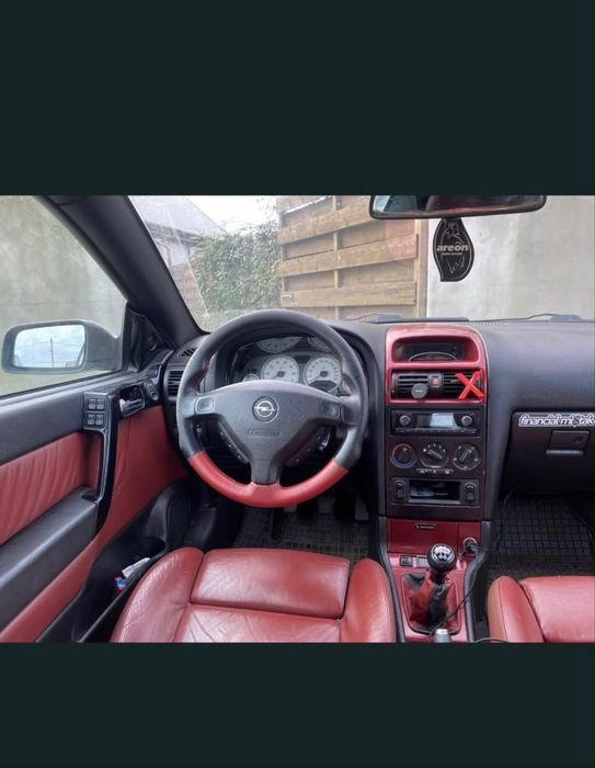 Opel  Bertone 1.8