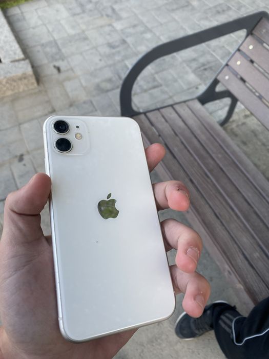 11  айфон без коробки