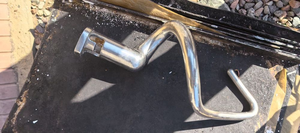 Тестомес  планетарный миксер продам