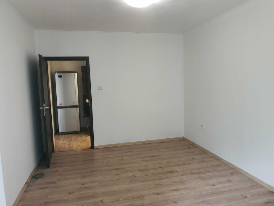 Продава се Тристаен апартамент в София, 7-ми 11-ти километър - 120 кв.м за 3917 €/кв.м - Снимка #5