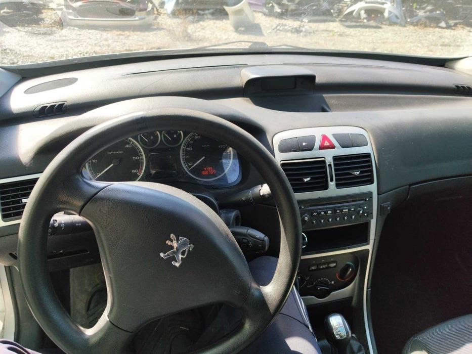 Peugeot 307 на части 2.0 HDI пежо 307