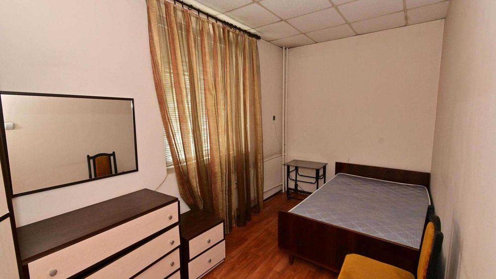 Продава се Тристаен апартамент в Перник, Център - 72 кв.м за 1237 €/кв.м - Снимка #3