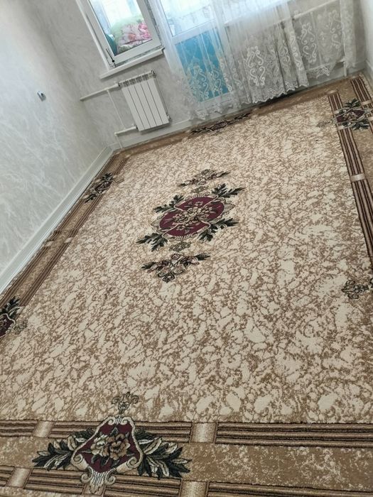 Продам ковер срочно