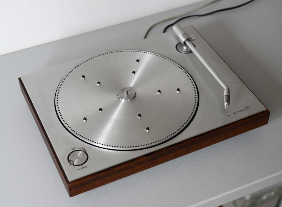 Beogram 1202 pick up